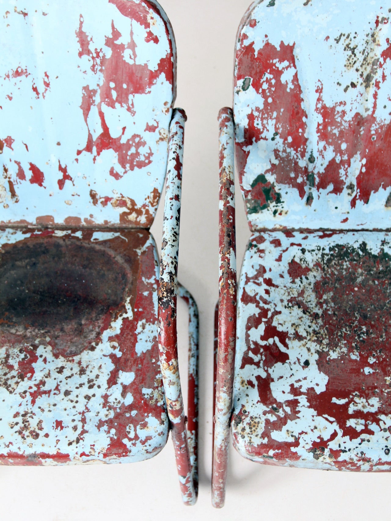 mid-century patio chairs pair