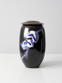 Tsukashin studio pottery vase