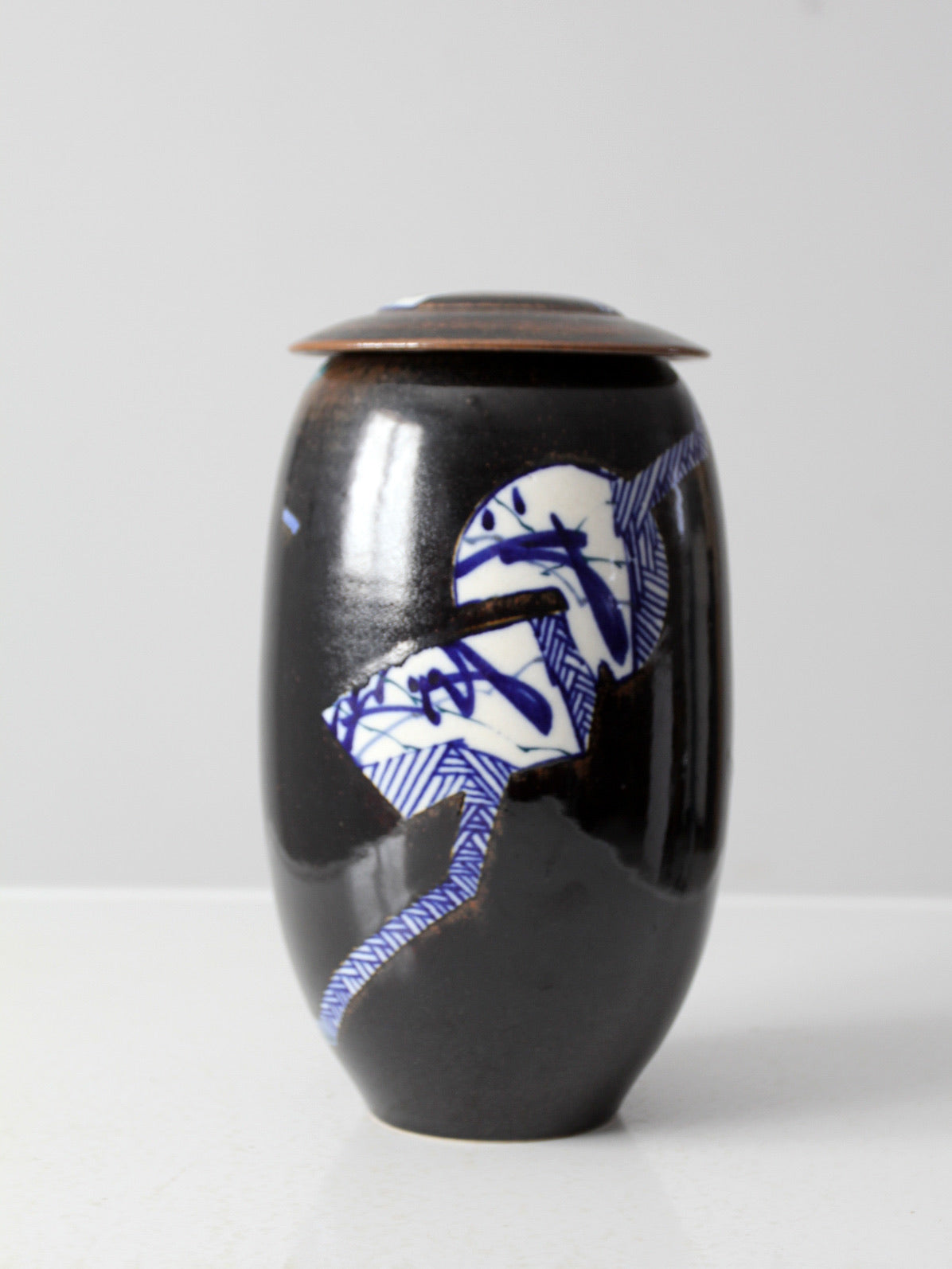 Tsukashin studio pottery vase