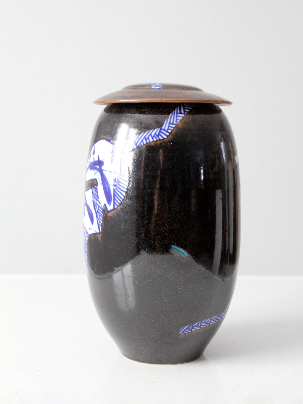 Tsukashin studio pottery vase