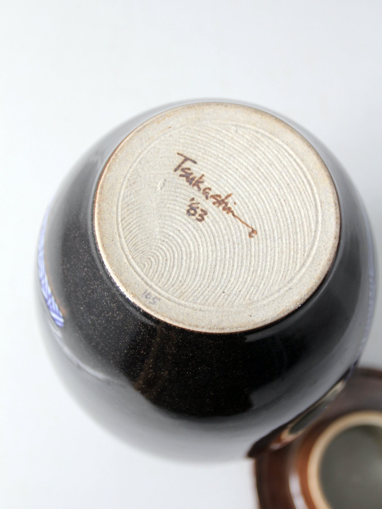 Tsukashin studio pottery vase