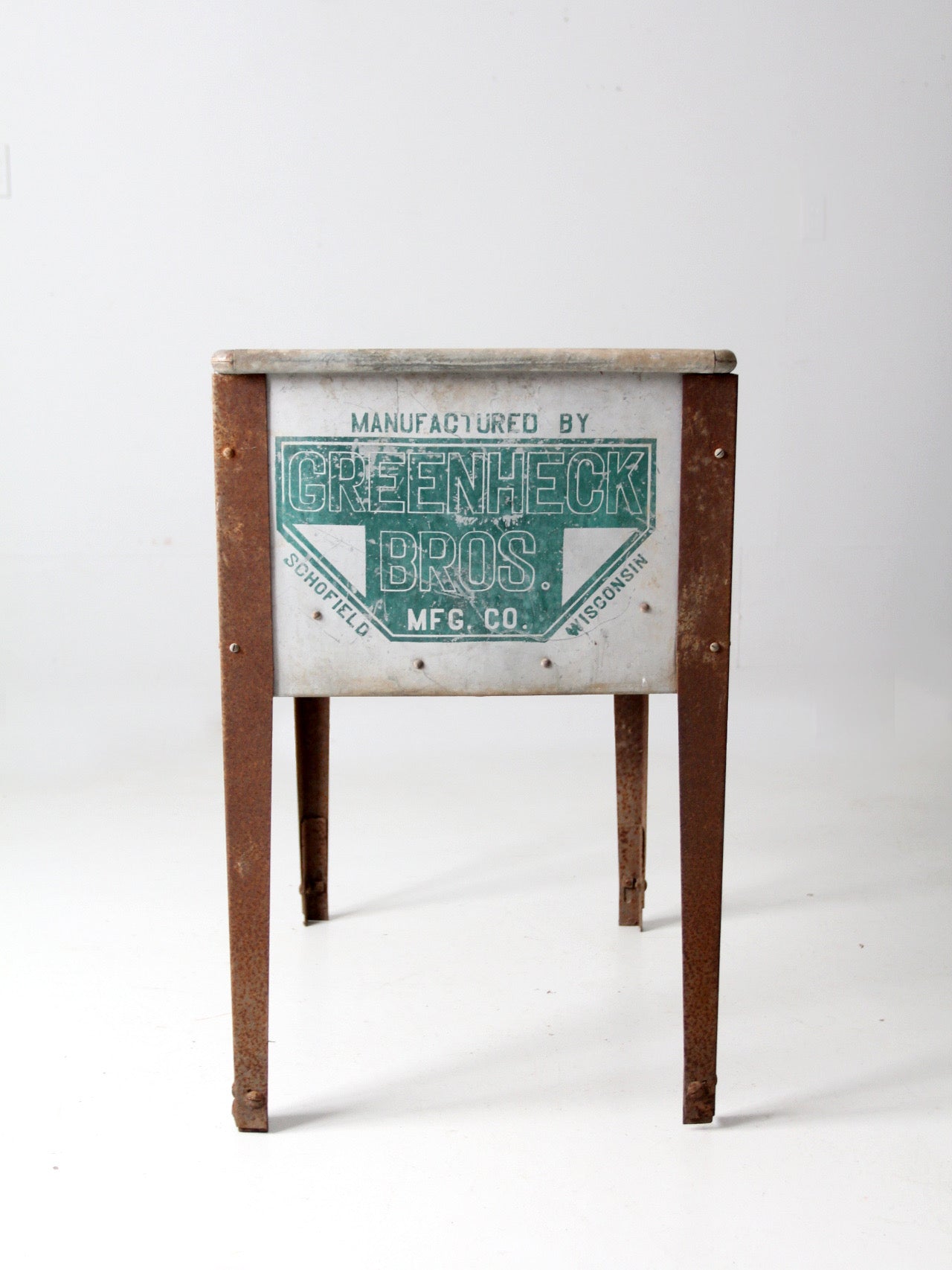 vintage metal washtub