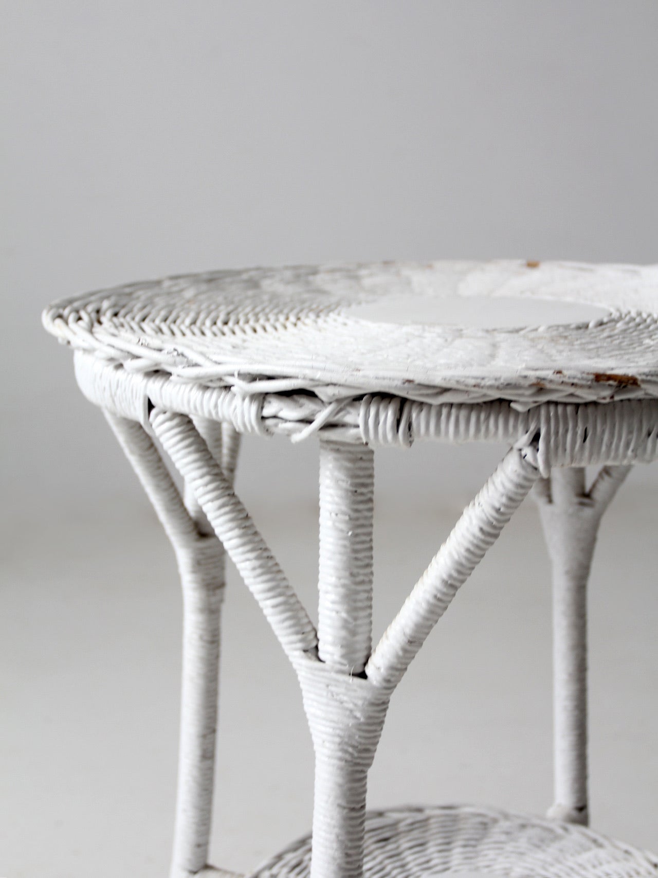 antique white wicker table