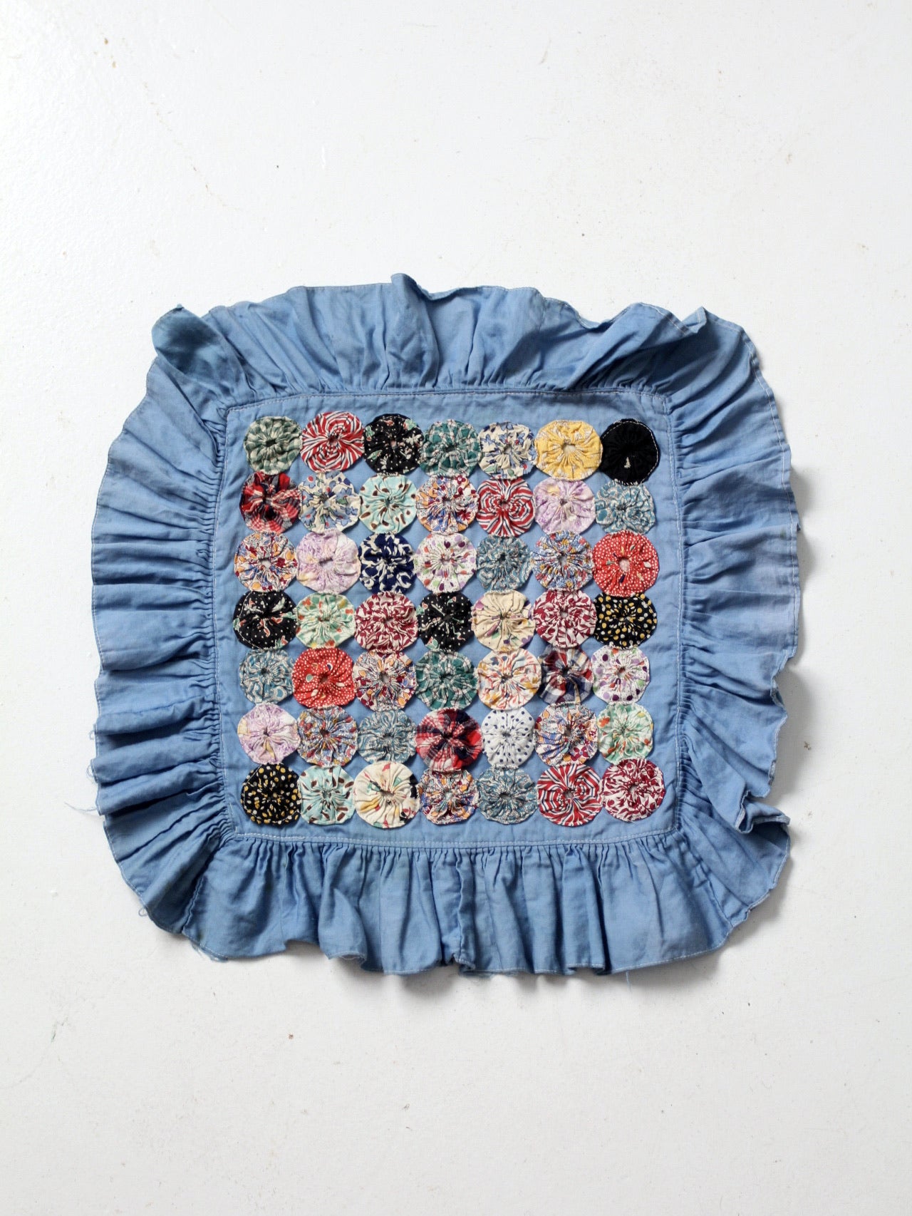 vintage yo-yo quilt pillow