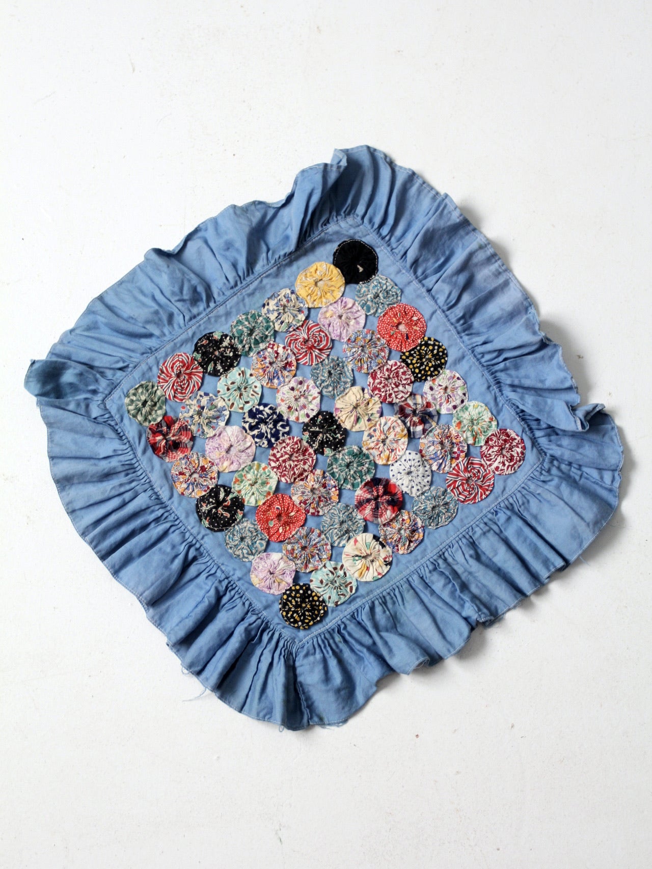vintage yo-yo quilt pillow
