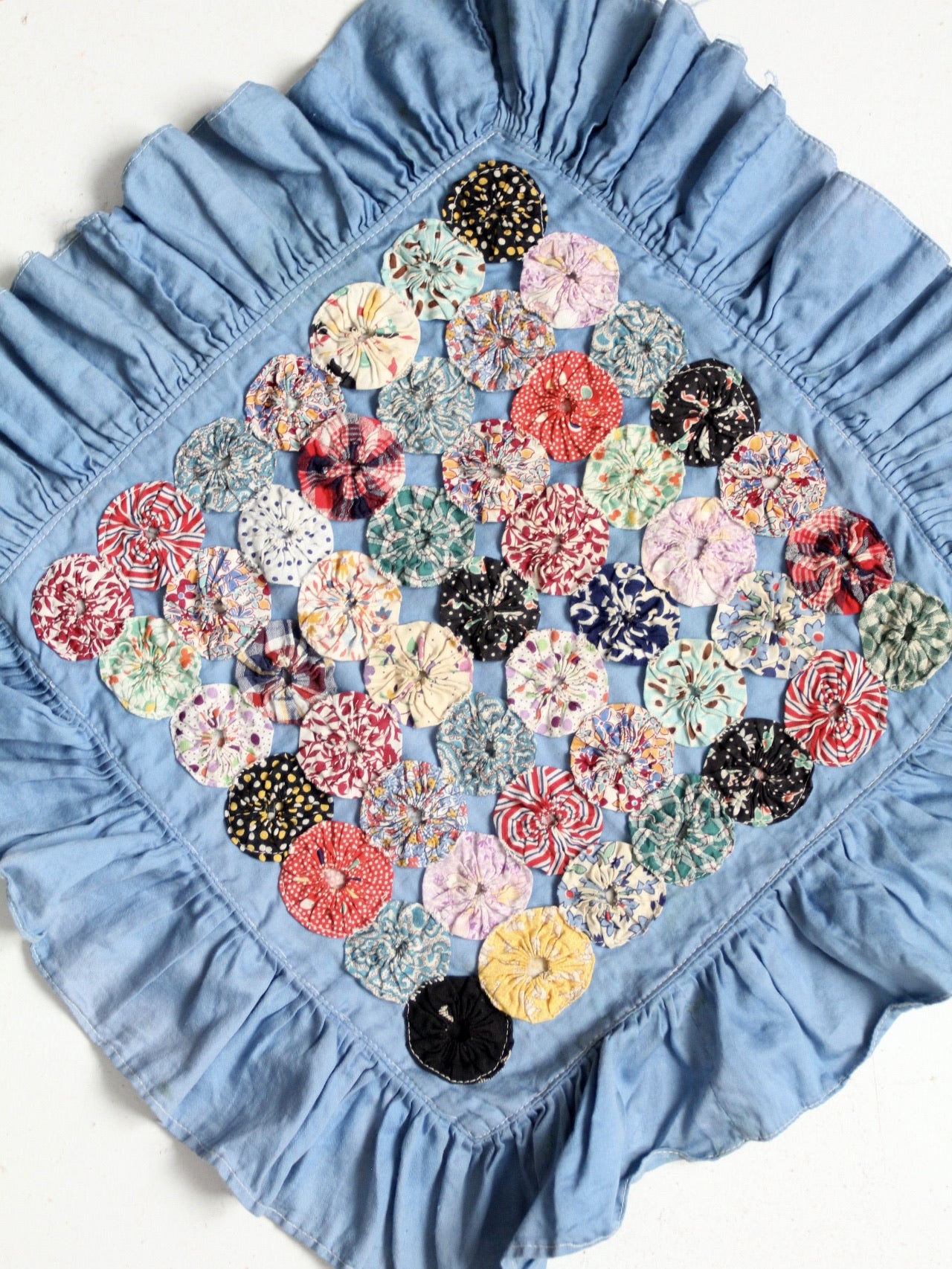 vintage yo-yo quilt pillow