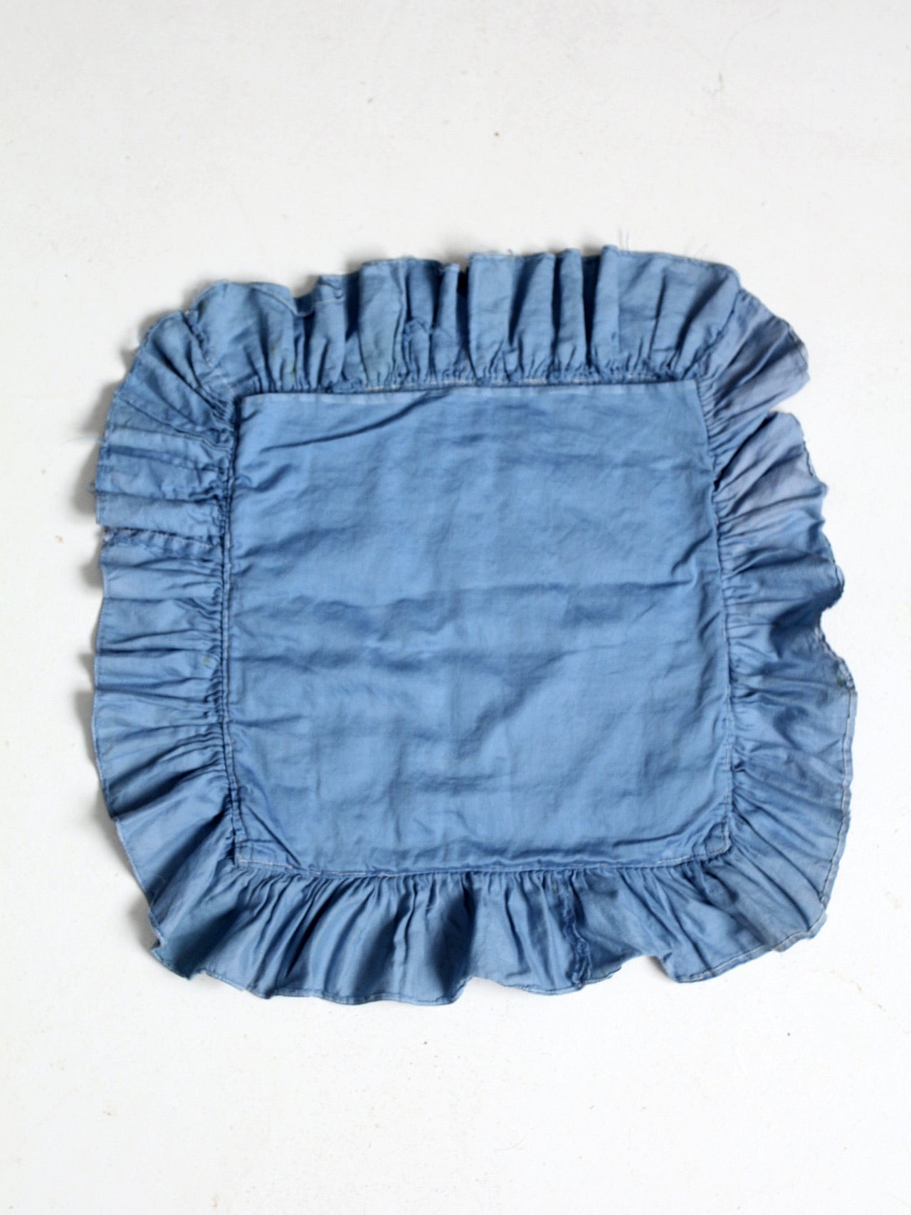 vintage yo-yo quilt pillow