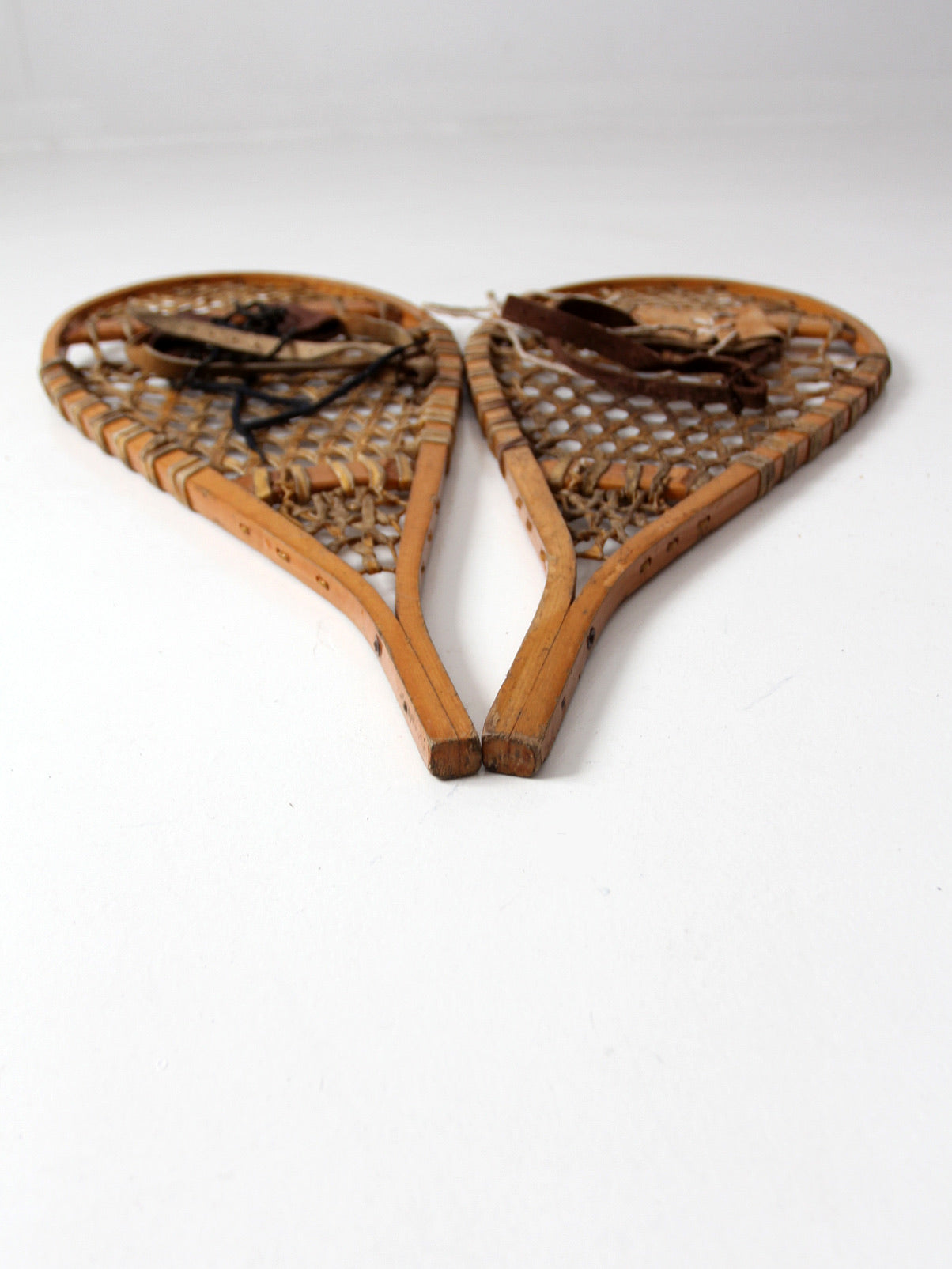 vintage snowshoes