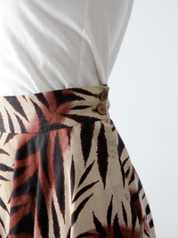 vintage circle skirt button closure