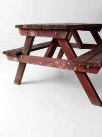 vintage children's picnic table