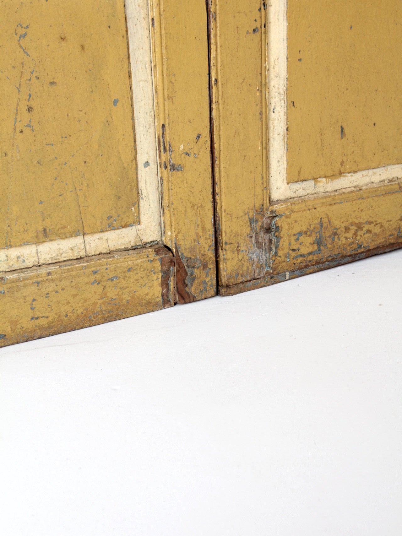 antique decorative wood doors