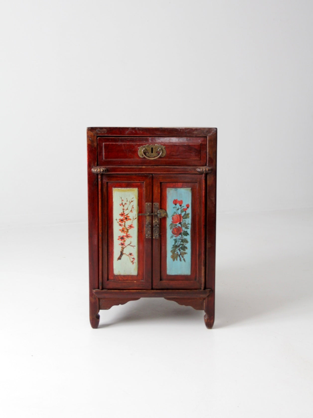 vintage Chinese nightstand