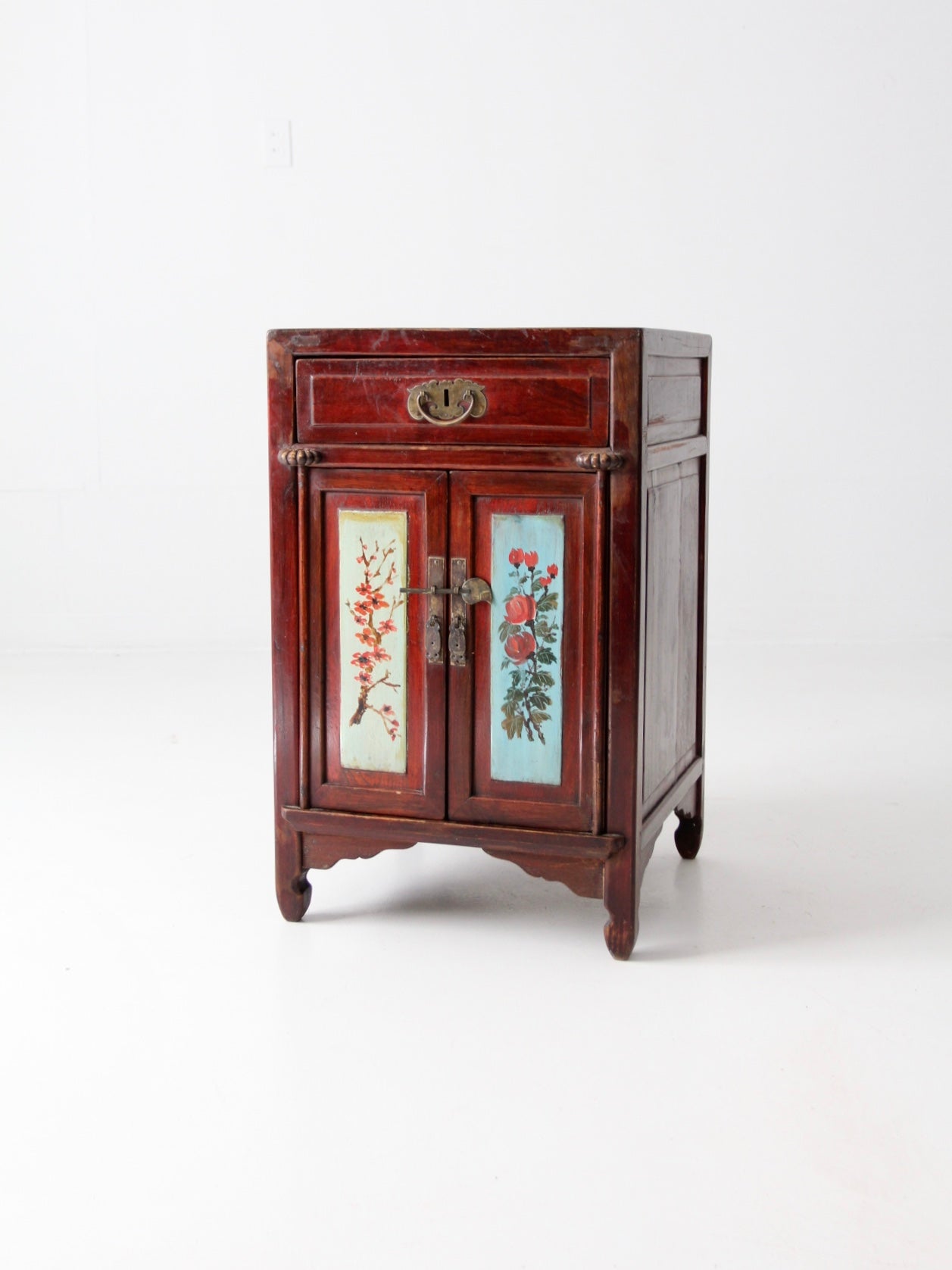 vintage Chinese nightstand
