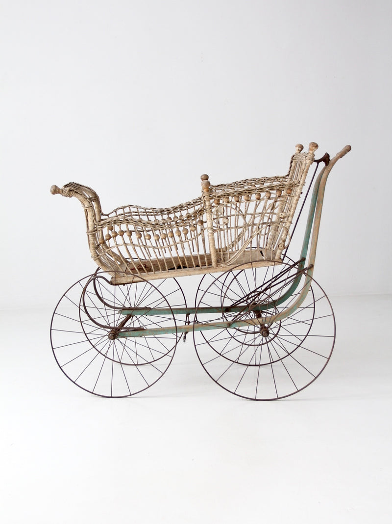 Victorian wicker carriage