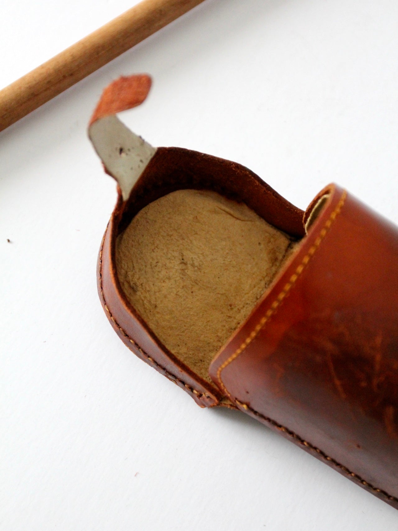 vintage leather case