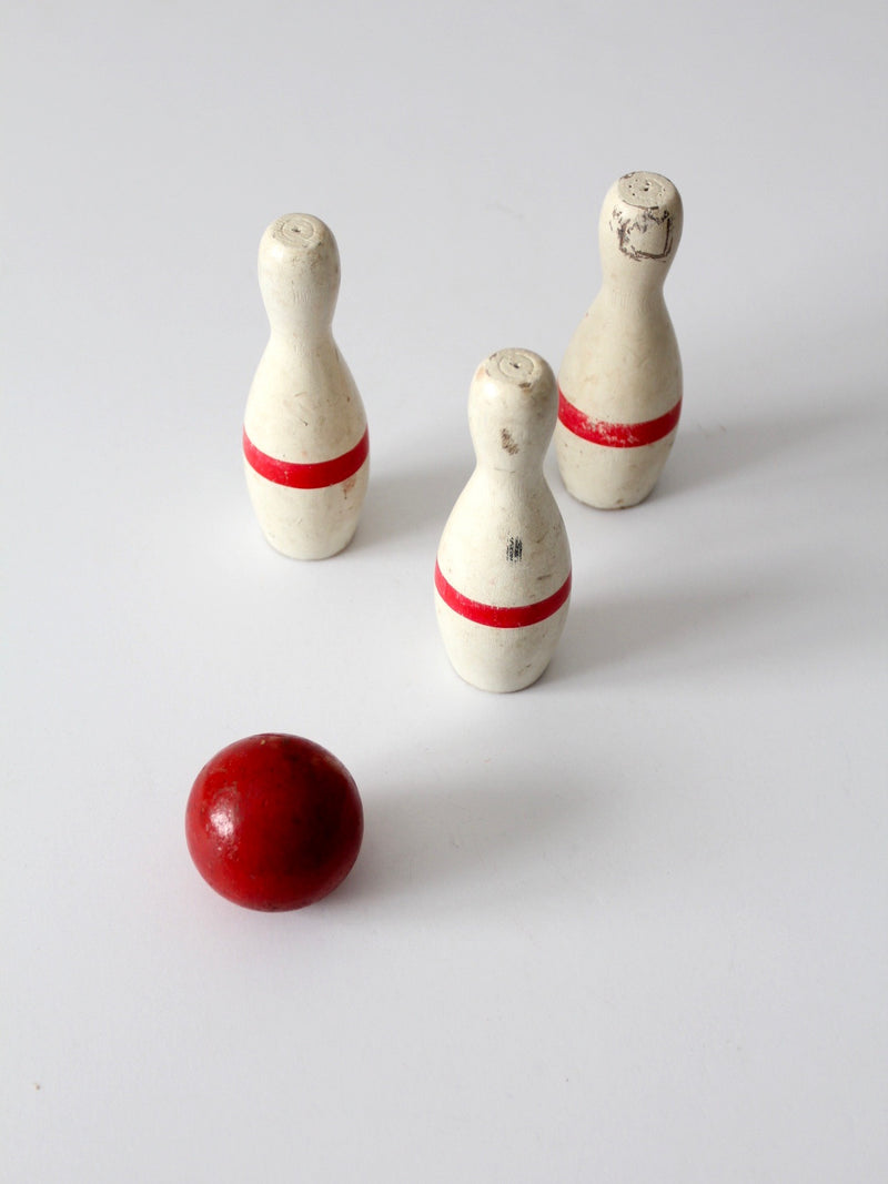 vintage bowling game