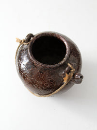 antique American earthenware pot