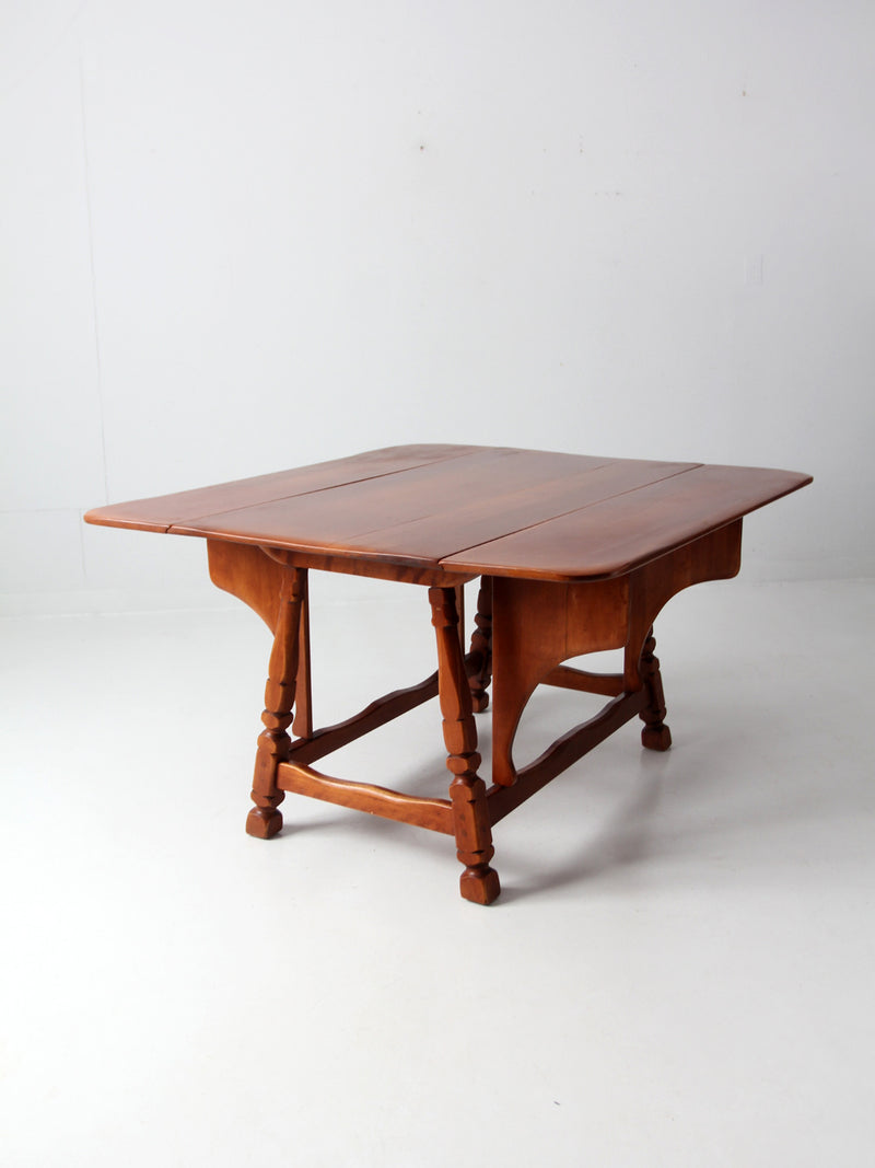 vintage Cushman Colonial Creations dining table