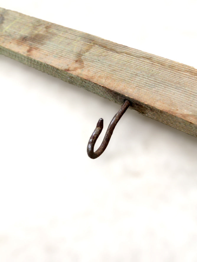 vintage primitive farmhouse sign hanger