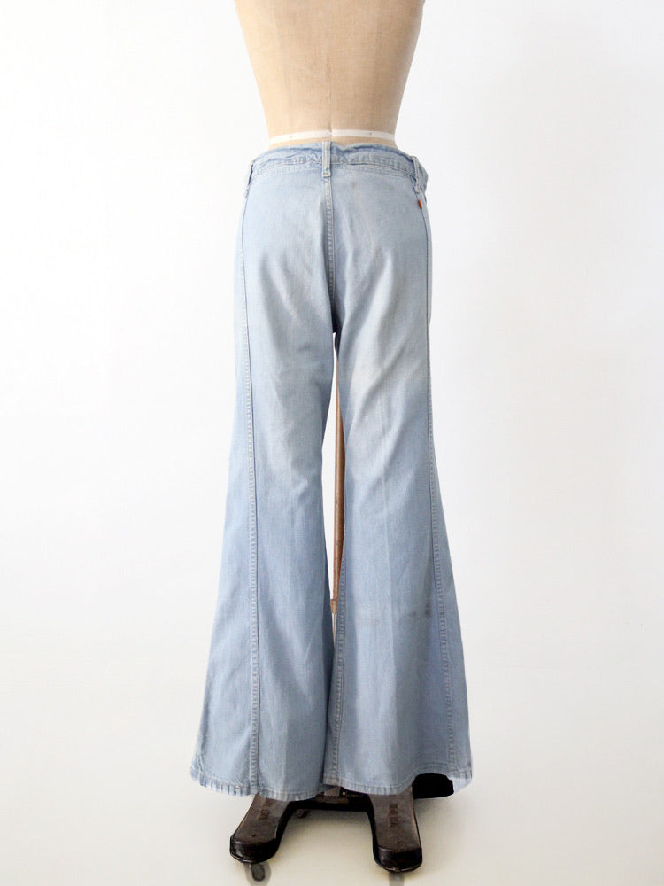 vintage 1970s Levi's panel-seam bell-bottom jeans | 34 x 32