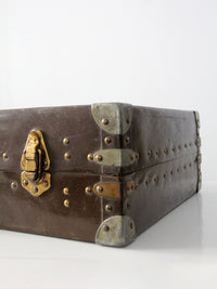 vintage mid-century Wyoming bucking horse travel case