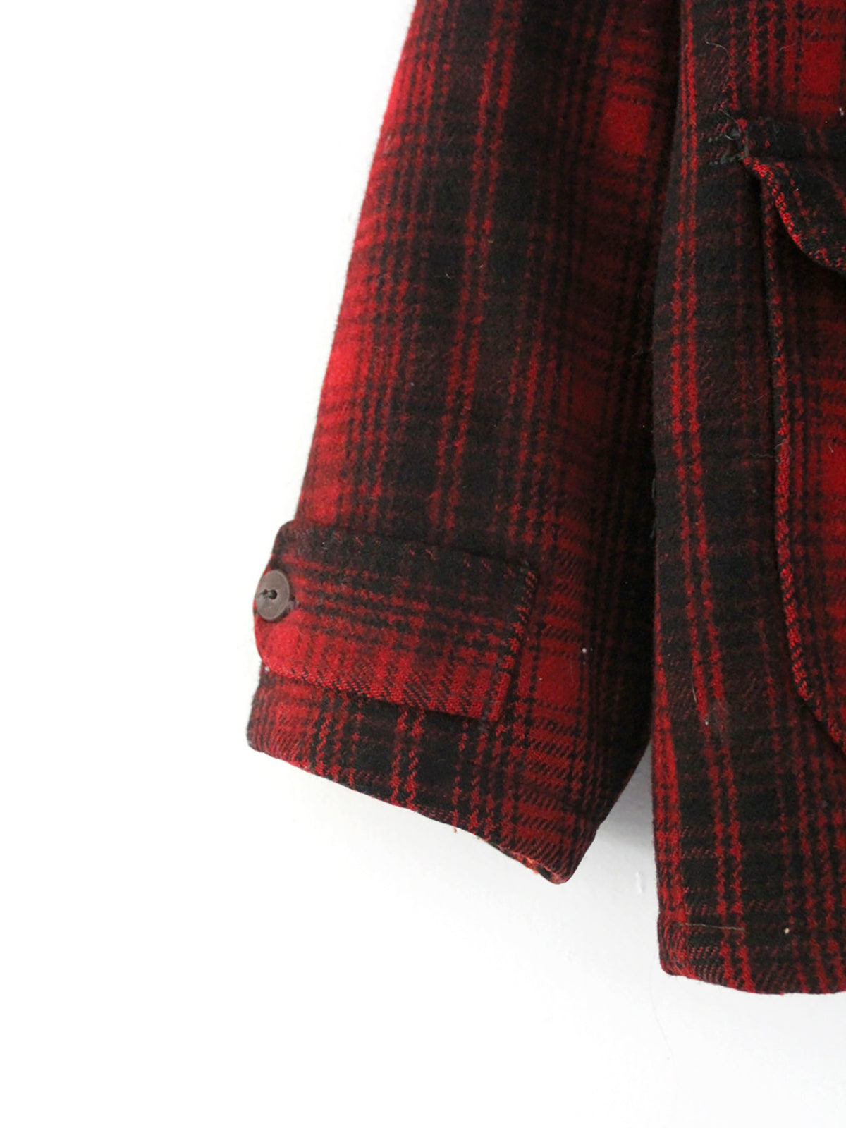 1940s Woolrich red and black plaid wool hunting jacket