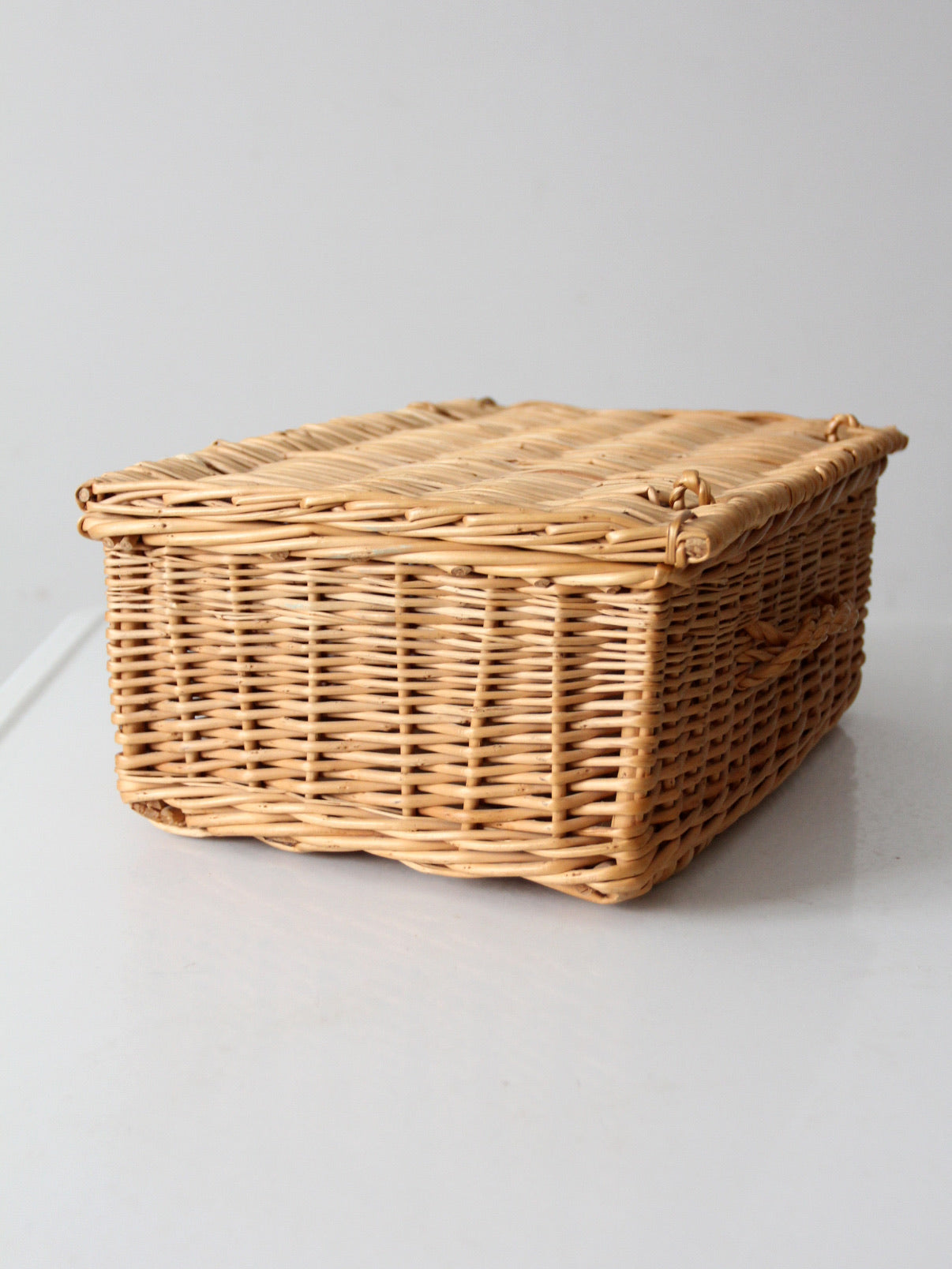 vintage woven basket box with lid