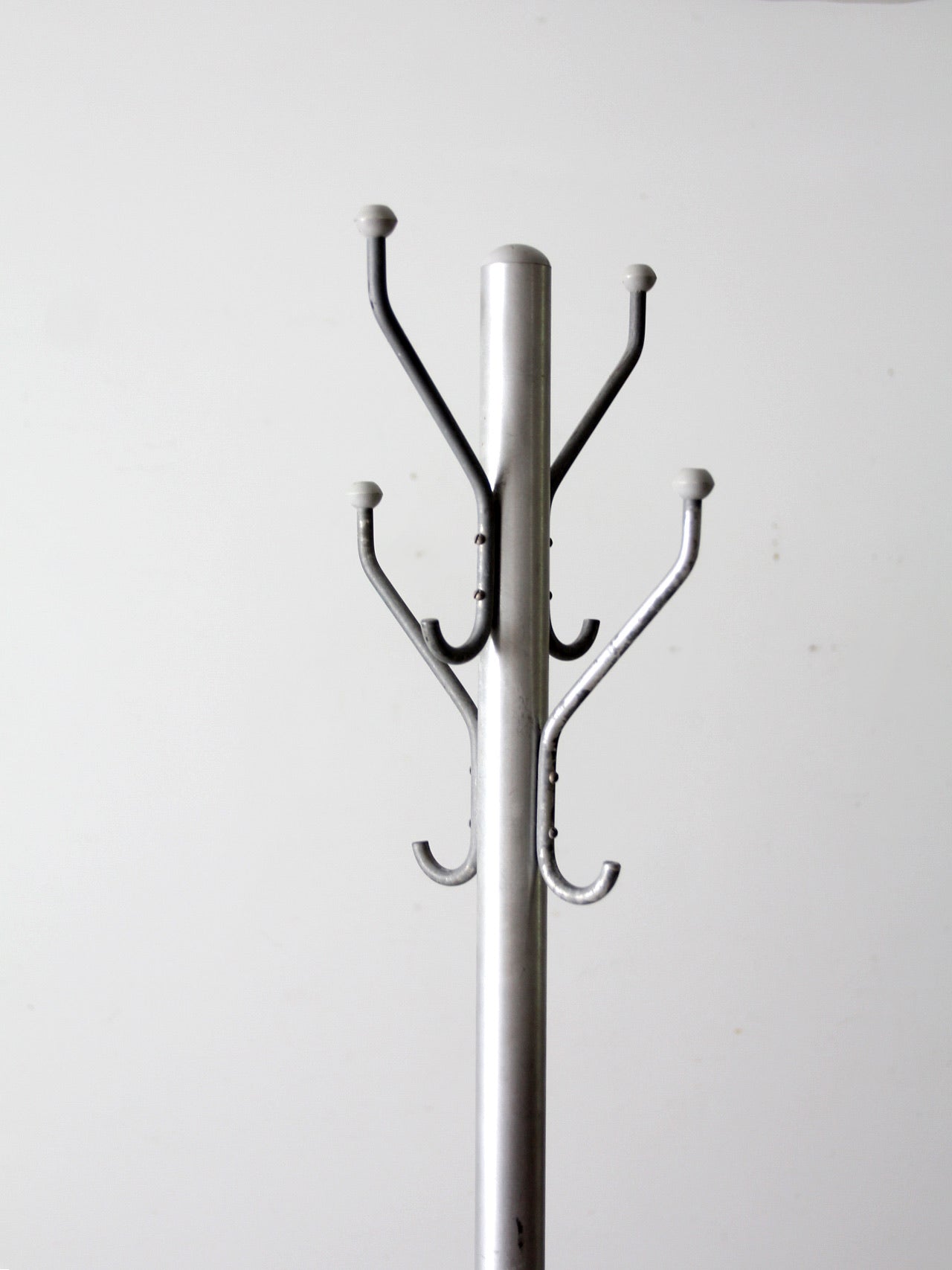 Aluminum coat 2025 rack