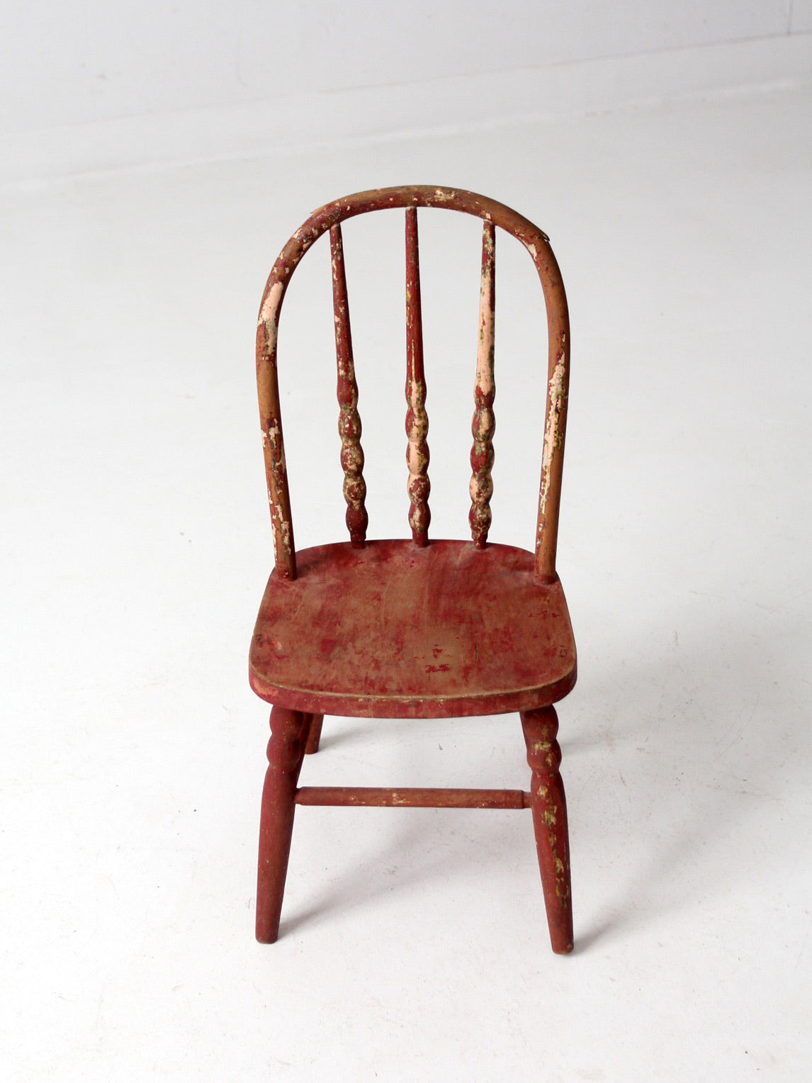 Pink sales spindle chair