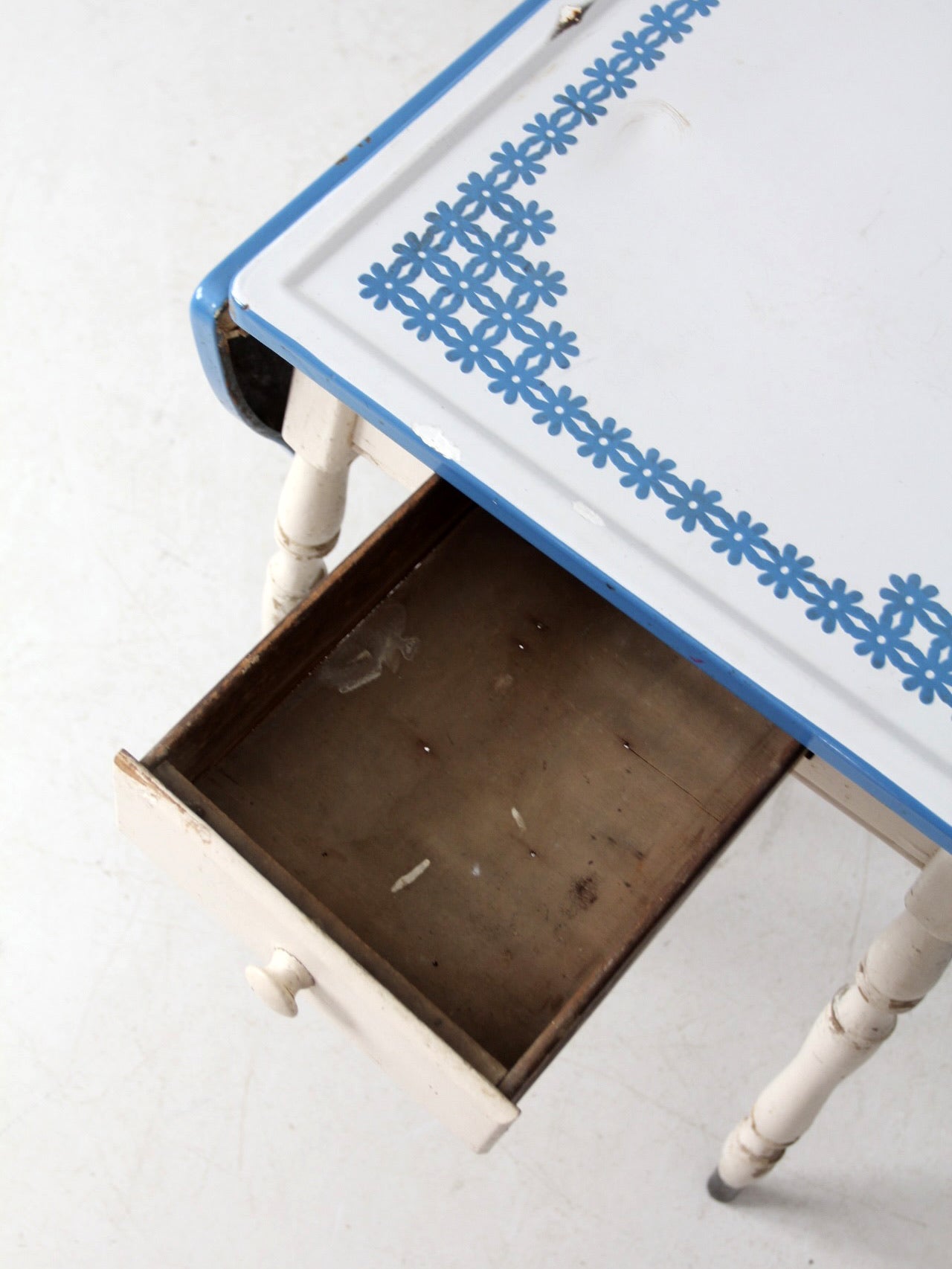 vintage 1930s drop leaf enamel top kitchen table