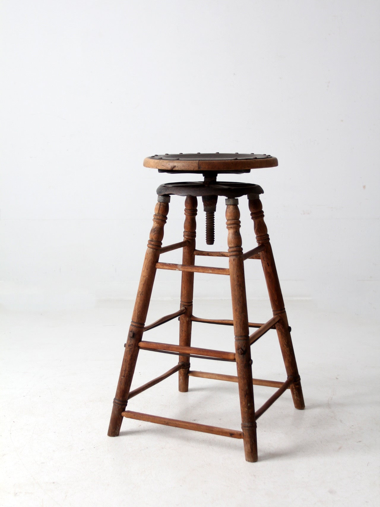antique drafting stool – 86 Vintage
