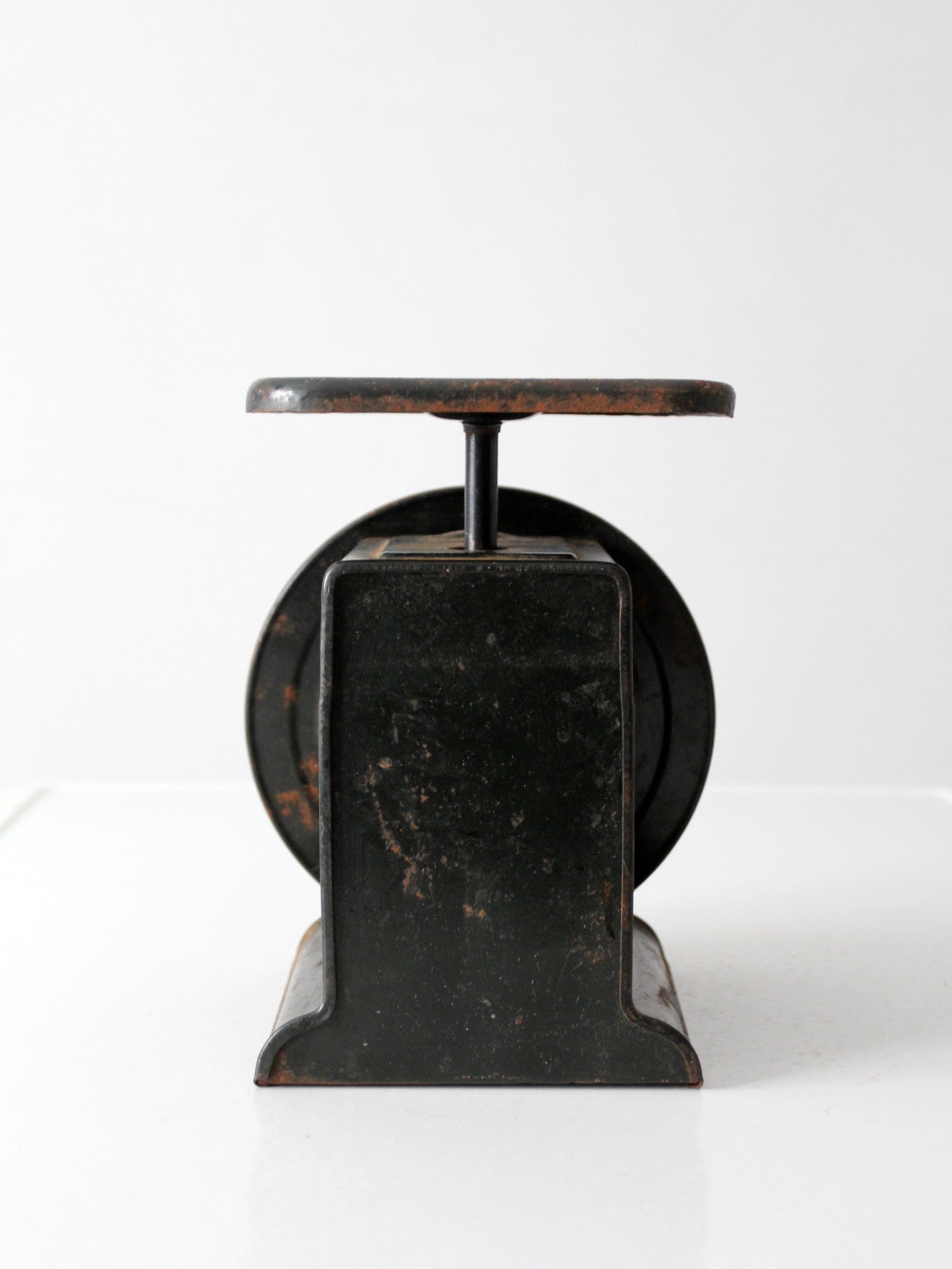 Hanson kitchen scale circa 1940s