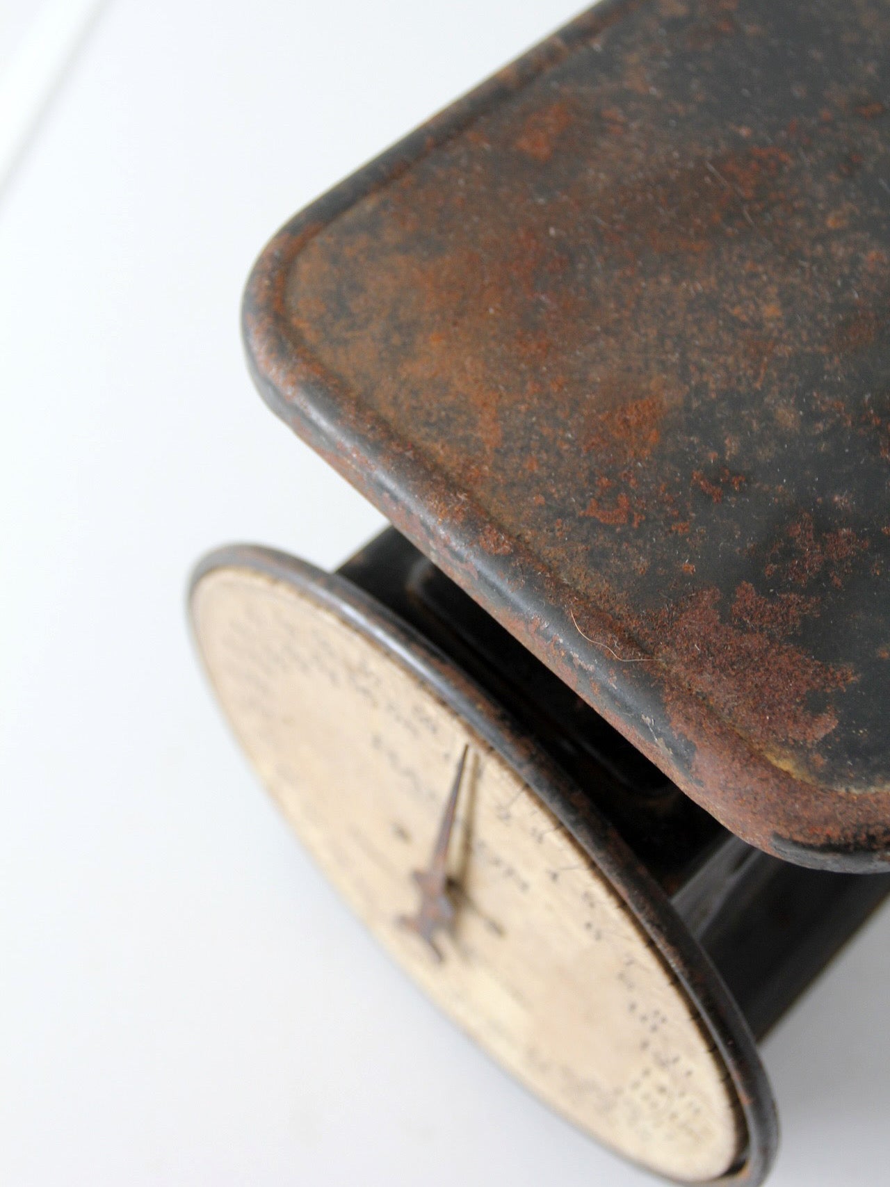 Hanson kitchen scale circa 1940s