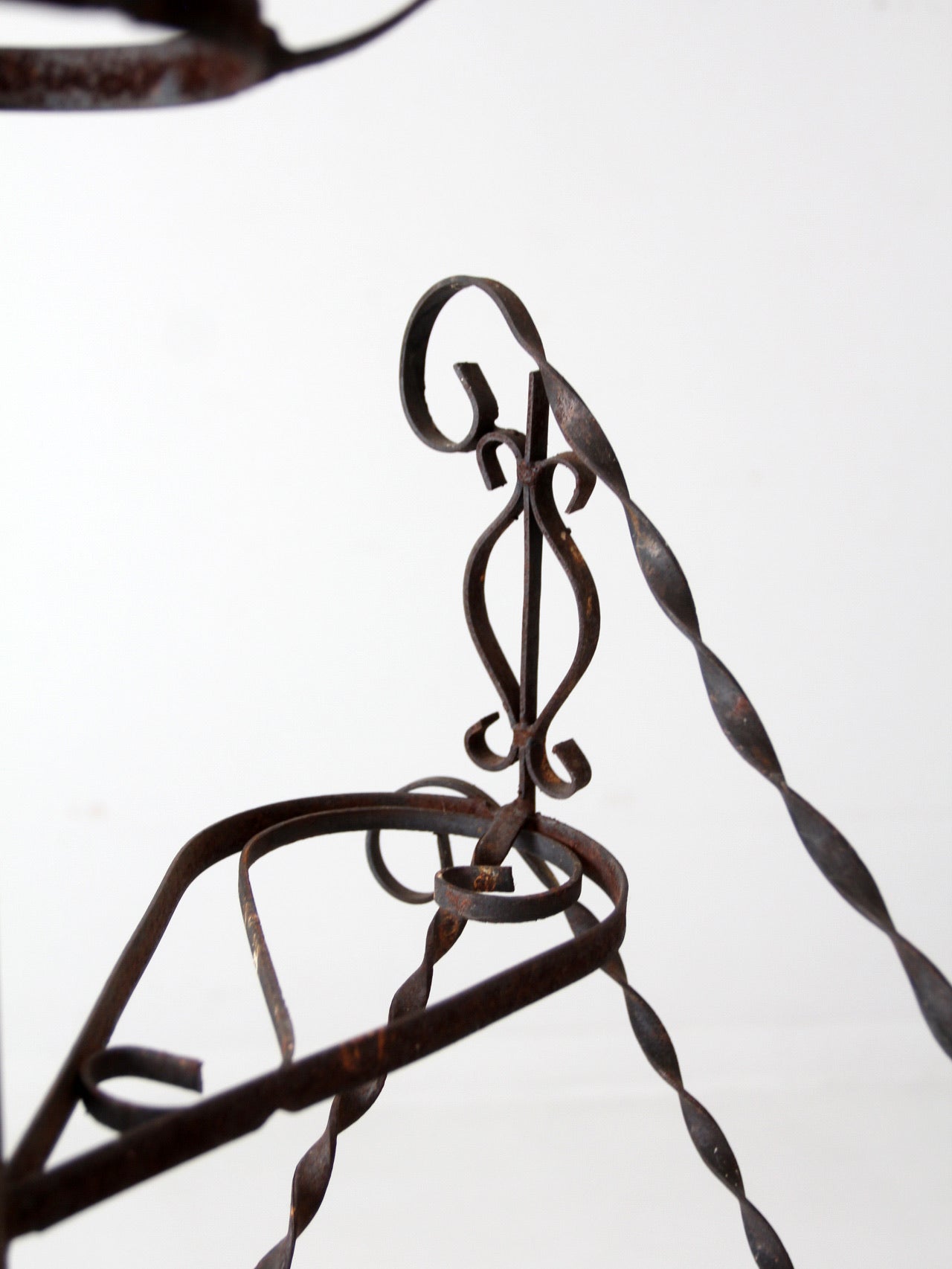 vintage wrought iron spiral plant stand – 86 Vintage