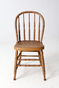 antique farmhouse Windsor spindle back chair