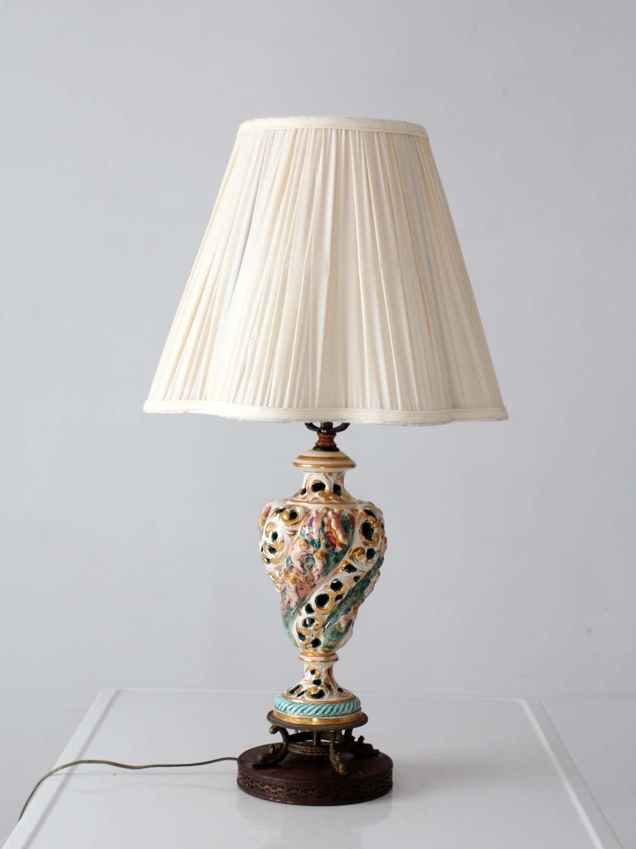 vintage Capodimonte style ceramic lamp – 86 Vintage