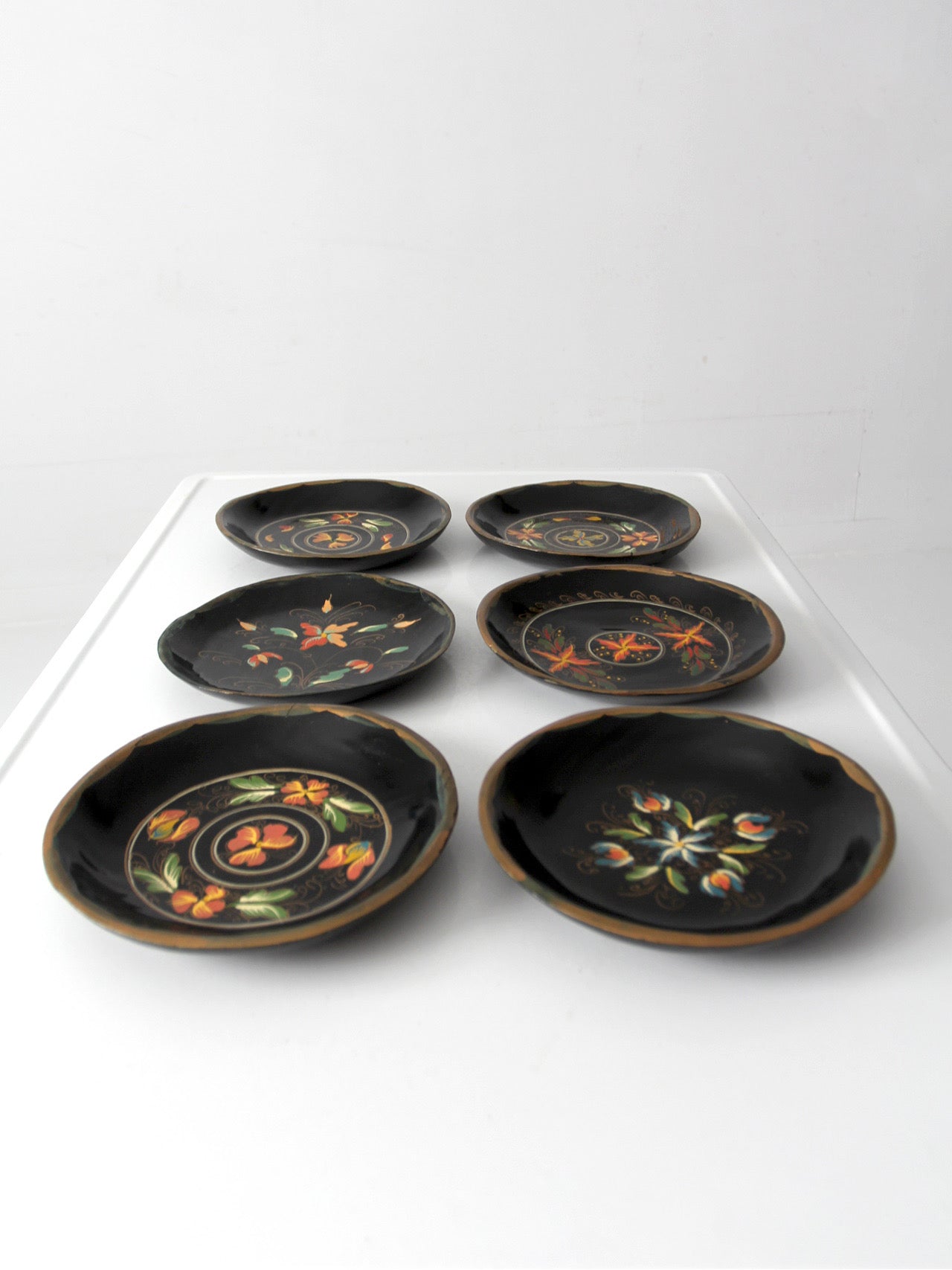 set of 6 Scandinavian rosemaling decorative plates