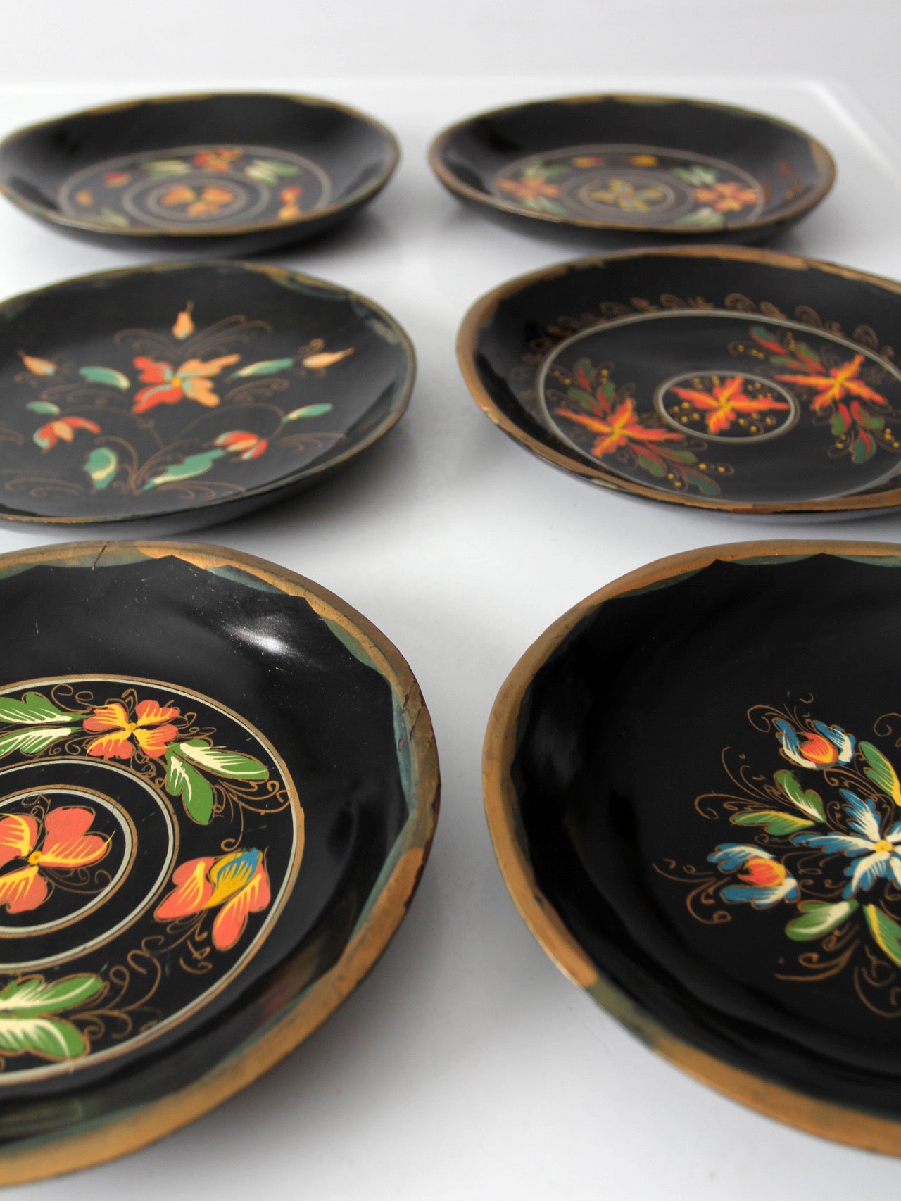set of 6 Scandinavian rosemaling decorative plates