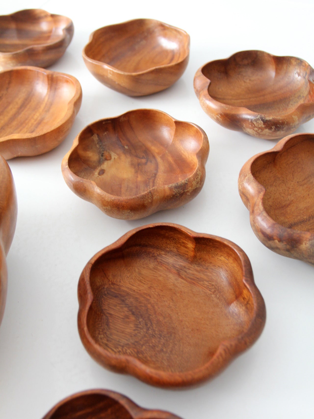 mid-century wooden serving bowl set