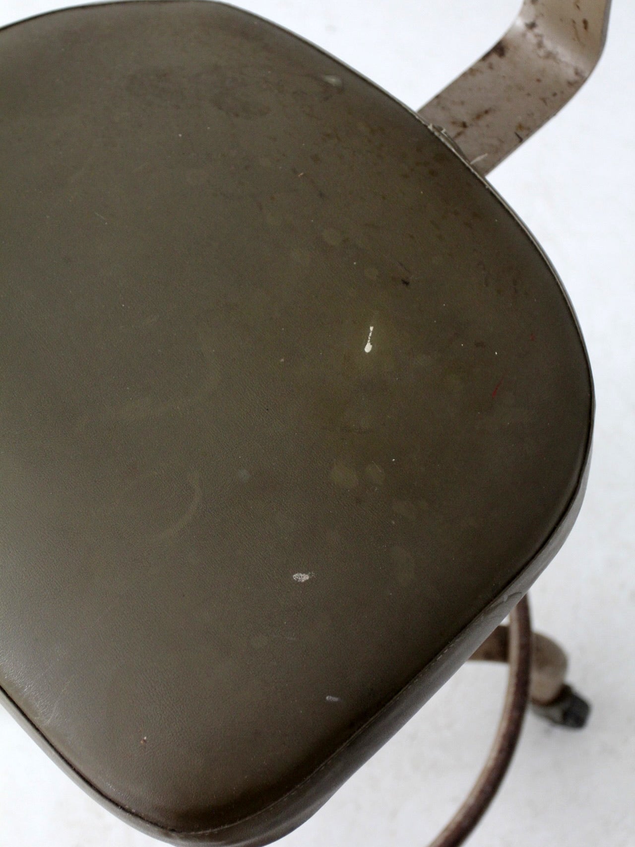 vintage 1970s All-Steel industrial adjustable stool