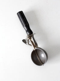 vintage Peerless ice cream scoop