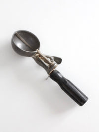vintage Peerless ice cream scoop