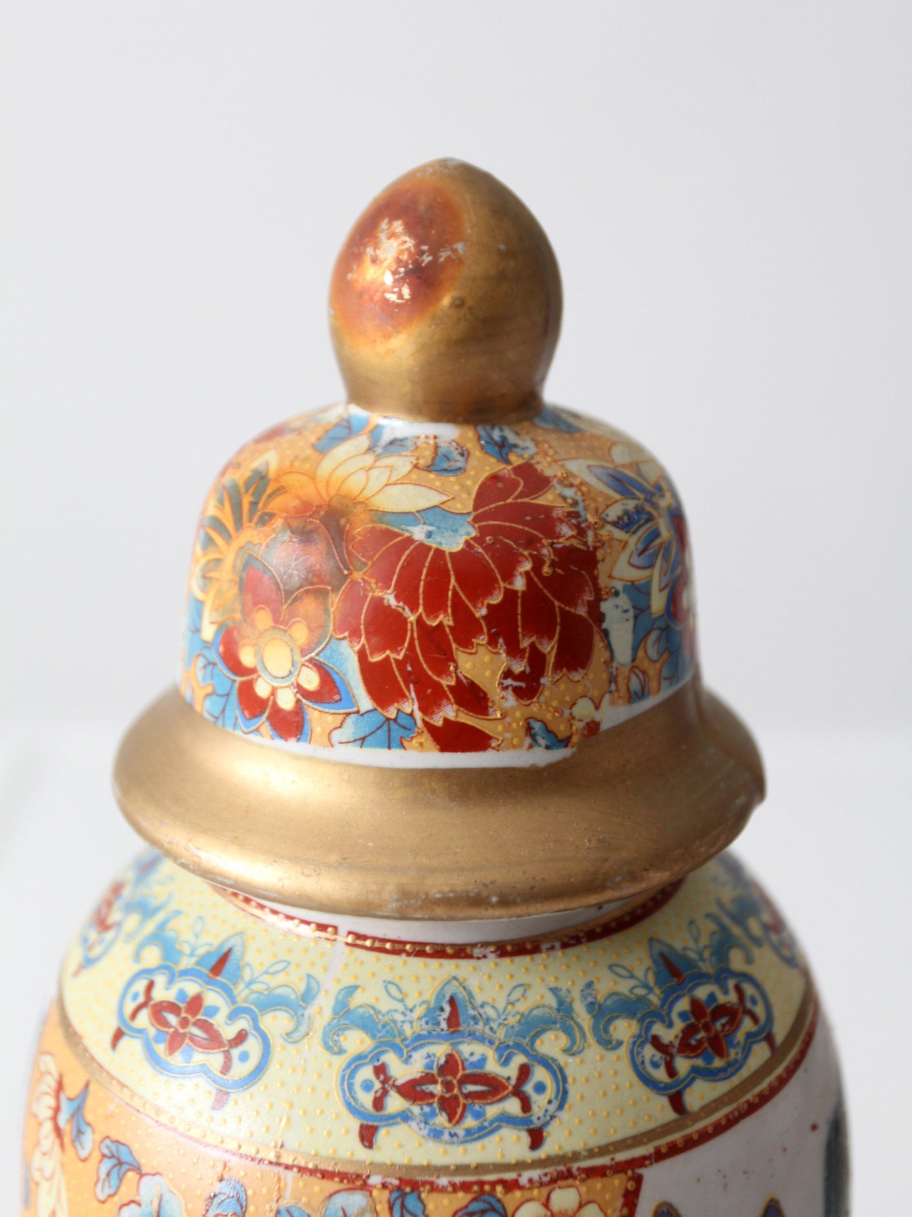 vintage Chinese porcelain ginger jar