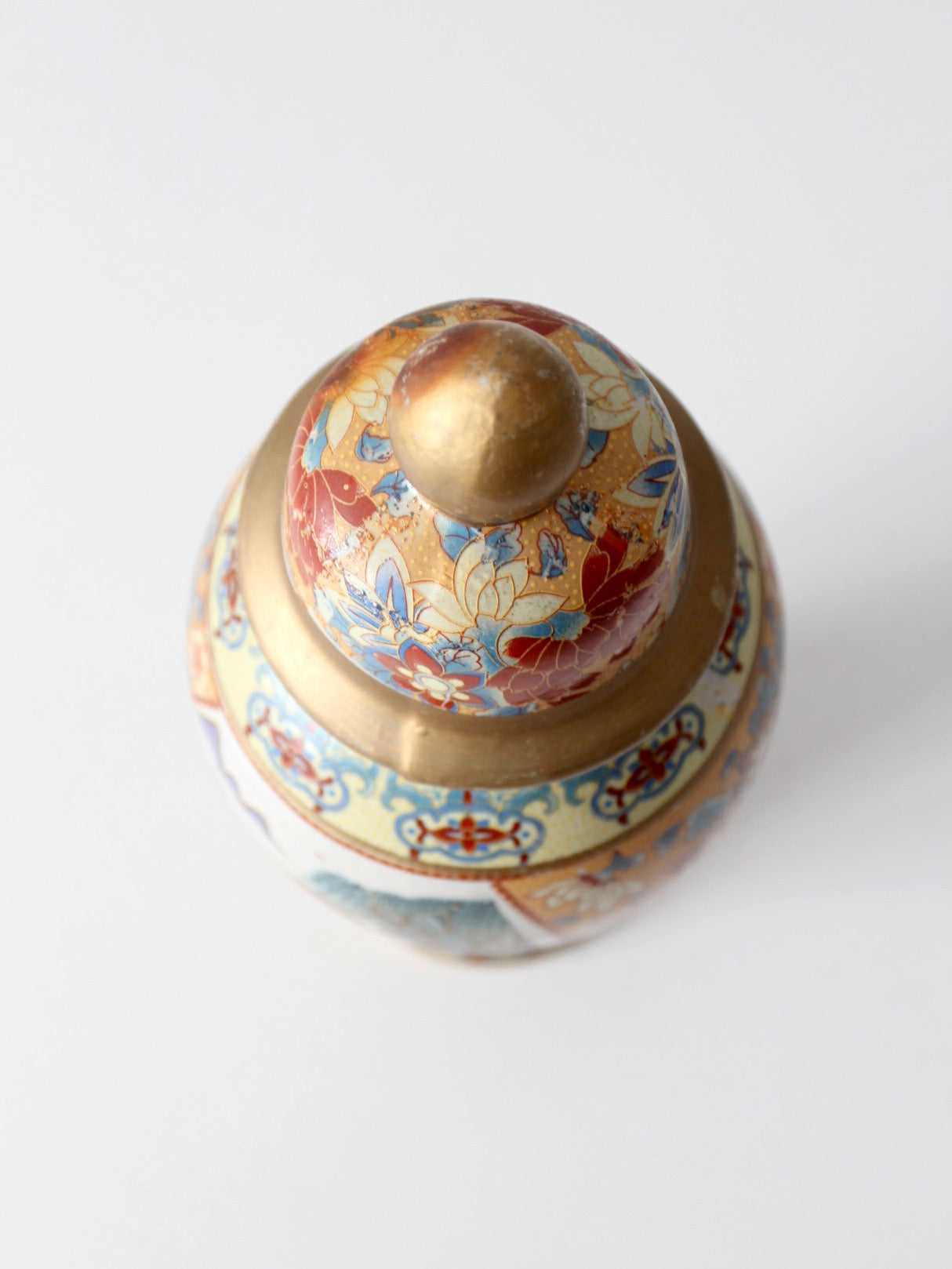 vintage Chinese porcelain ginger jar