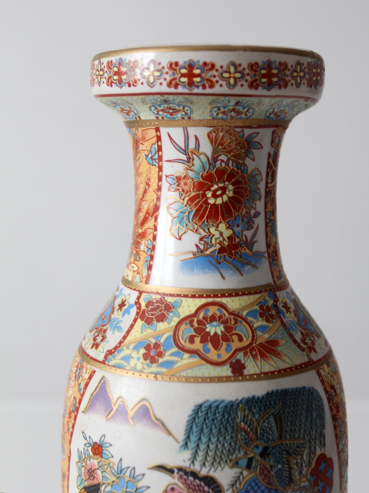 vintage Chinese Famille Rose style porcelain vase