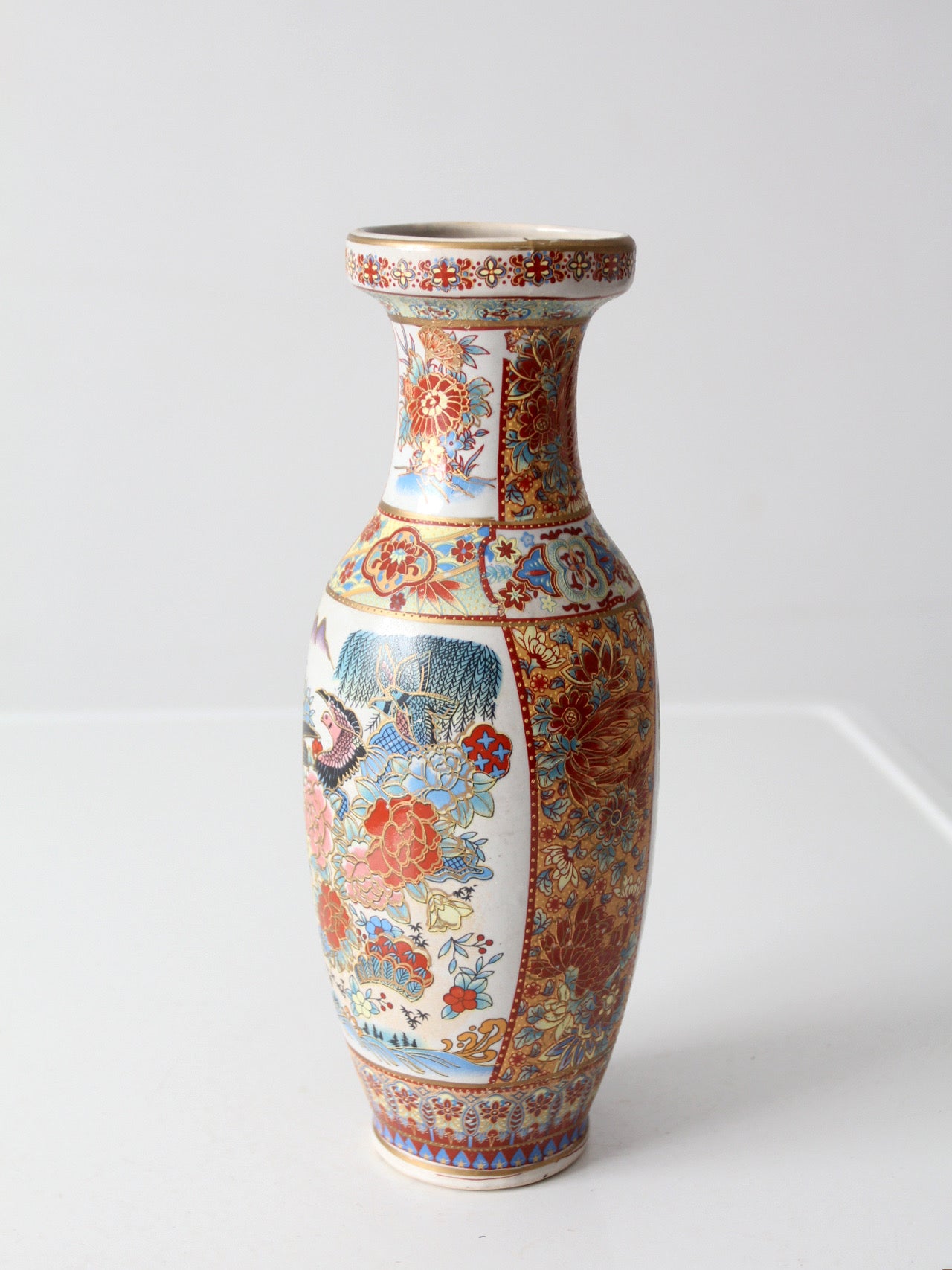 vintage Chinese Famille Rose style porcelain vase