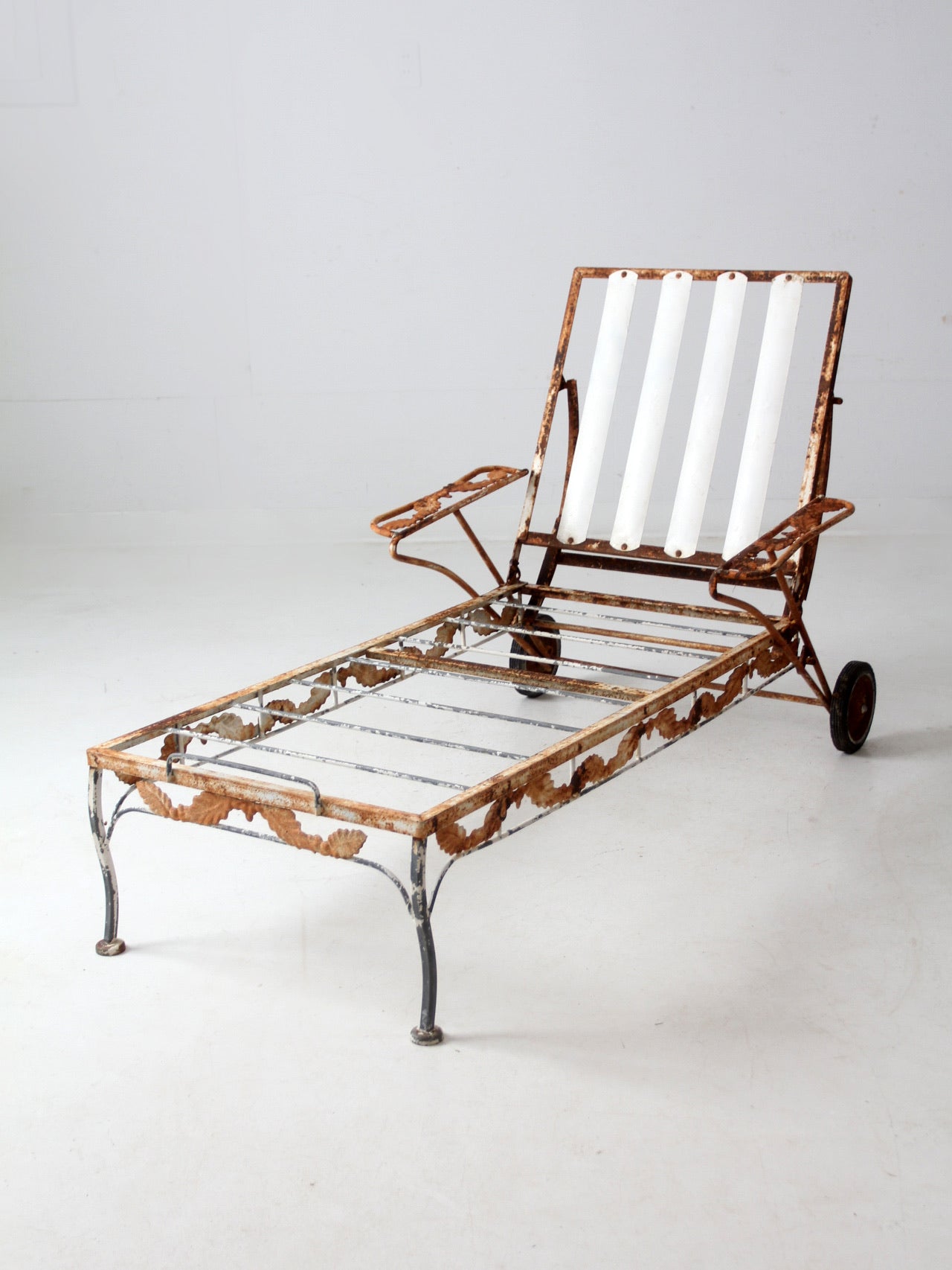 patio lounge chairs wrought iron