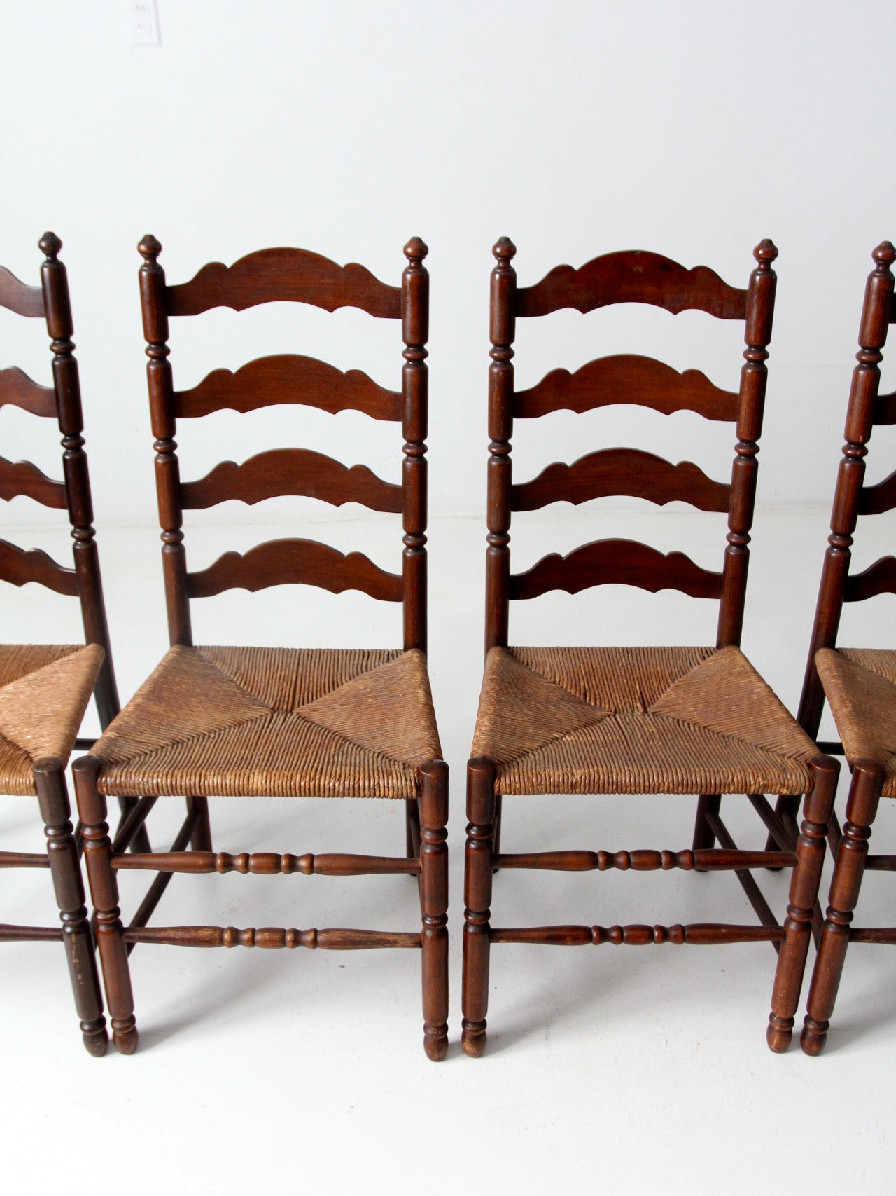 set of 8 Tell City Chair rush seat dining chairs