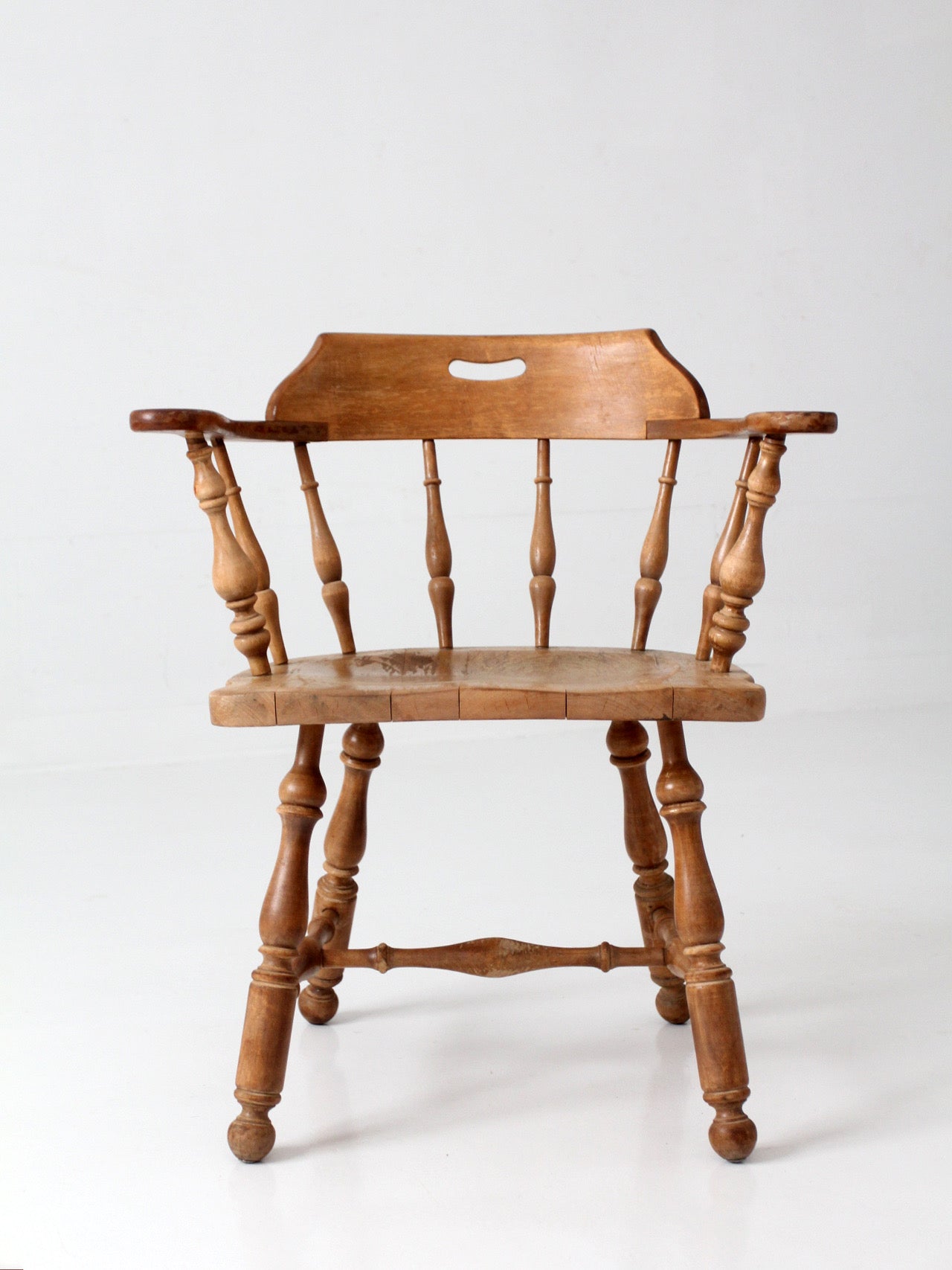 vintage Ethan Allen Windsor armchair