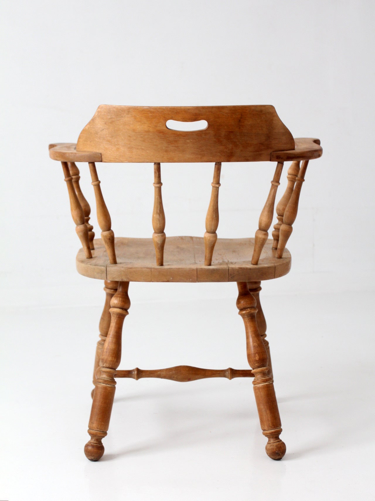 vintage Ethan Allen Windsor armchair